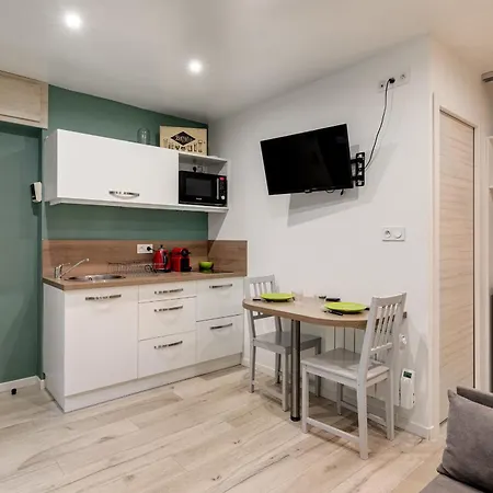 Apartment Nice Studio In Central Nearby Grand'place - Welkeys *