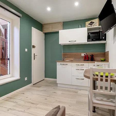Nice Studio In Central Nearby Grand'place - Welkeys *